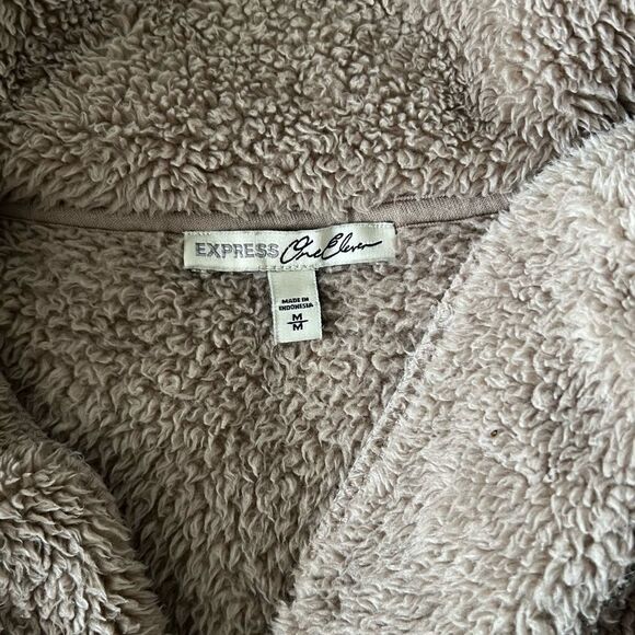 Express oversized fuzzy quartz zip sweater - Picture 5 of 5